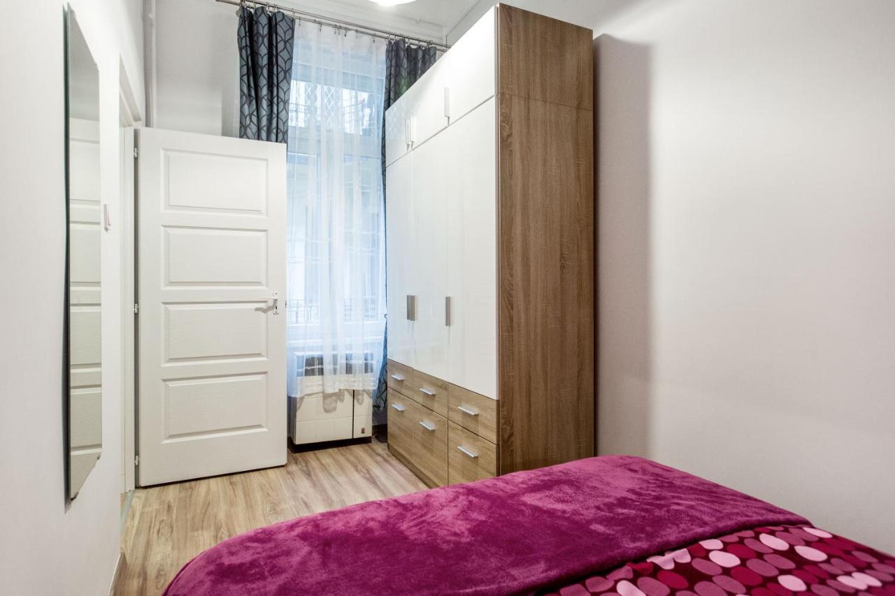 Quiet Nest In The Bustling Centre Of Budapest Exteriör bild